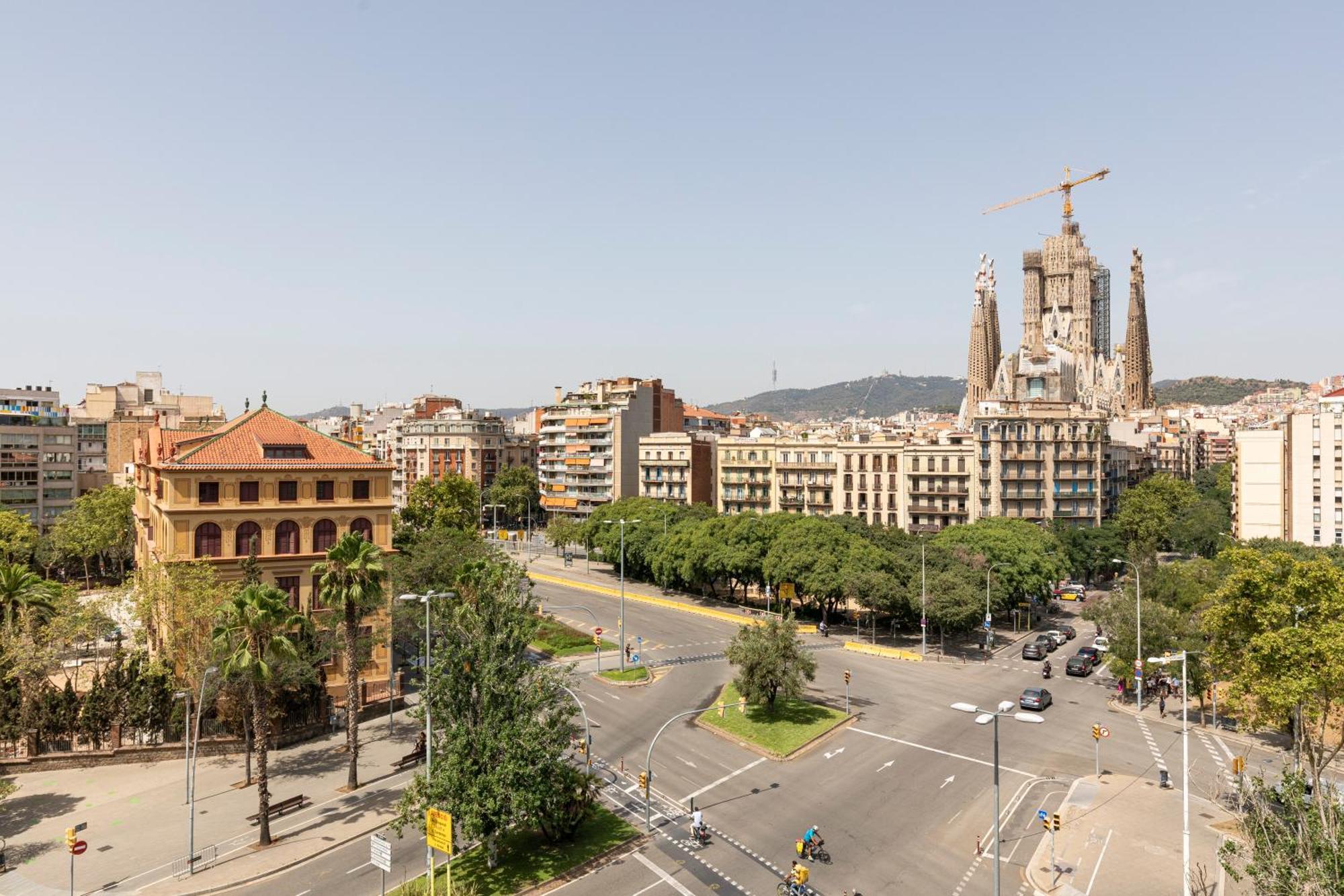 Ab Sagrada Familia Views Lägenhet Barcelona Exteriör bild